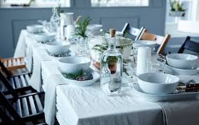 5 نصائح أساسية لتزيين إعدادات طاولة الإجازات Ikea