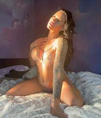 SIMONE on X: angel energy t.cofKL5GywbTk  X