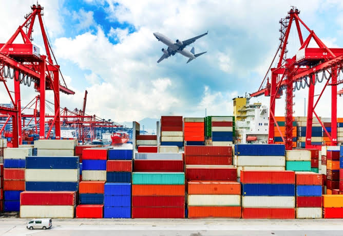PORT OF LOADING (POL) LÀ GÌ? VAI TRÒ CỦA CẢNG XẾP HÀNG TRONG VẬN CHUYỂN QUỐC TẾ