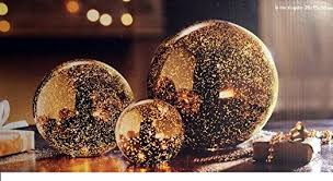 Angefangen von kleinen kugeln aus glas über farbig leuchtende kugeln große drahtkugeln mit vielen halogen lämpchen bis hin zu hochwertigen kunstobjekten zum beispiel. Pin Auf Magic