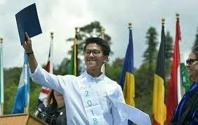 Aug 10, 2021 · foto iqbaal ramadhan / kuliah, iqbaal ramadhan bakal tinggalkan indonesia lagi. Iqbal Ramadan Graduated Senior High School In America Steemit