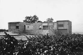 Le Corbusier Villa De Madame H De Mandrot Le Pradet France 1929 Fondationlecorbusier Le Corbusier Le Corbusier Architecture Corbusier