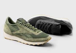 The Reebok Classic Aztec Is Back As Size Exclusives Reebok Classic Reebok Clothes Horse