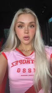 #famousbtsmag #Famouse #famouspoets #famousteam #famousbtsmagazine  #famouslastwords #famousblog #famouscaptures #famousjaytrain #famousdog  #famouslyhot #famousartist #famousstarsandstraps ...