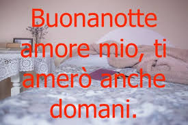 Dedicare una frase romantica, appena alzati, alla persona con cui condividiamo la vita è un gesto semplice e sicuramente molto apprezzato: Buonanotte Amore Mio Immagini Romantiche Con Frasi D Amore