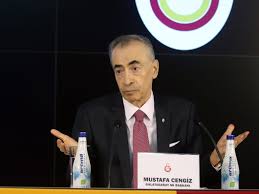Galatasaray başkanı mustafa cengiz, teknik direktör fatih terim'i görüşme yapmak için türk telekom stadı'na davet etti. Galatasaray Baskani Mustafa Cengiz Den Fatih Terim Aciklamasi Ntv