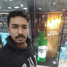 Tom Nevin at Drops Total Spirits, Electronic City,