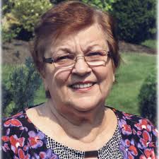 LECAVALIER, Danielle (nee Roy)