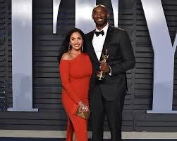 Vanessa bryant and her estranged mother, sofia urbieta laine have settled their differences if not personally, then at least financially. Kobe Bryant And Vanessa S Wedding Relationship Details