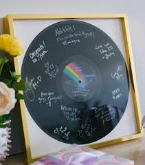 9 wedding guest book alternatives! Wedding Guest Book Ideas Unique Creative A Practical Wedding