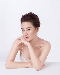 Vy oanh shop, đà nẵng, việt nam. Ca SÄ© Vy Oanh Tá»« Nghá»‡ SÄ© Ä'áº¿n Doanh Nhan Thanh Ä'áº¡t