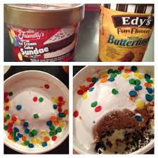 How many people a gallon of ice cream serves depends on how much each person eats. Pen Pal And Ice Cream Cake Running On Peanut Butter