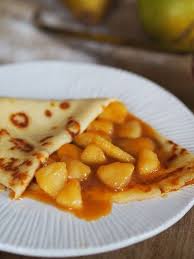 Crepes Sauce Aux Poires Au Caramel Au Beurre Sale My Parisian Kitchen Recette Crepe Francaise Caramel Au Beurre Sale Recettes De Cuisine