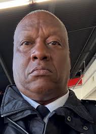 What background extra opportunities are available for a 59-year-old actor  in short films?