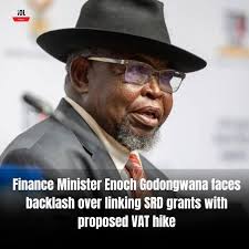 Manang mana sa amo...Birds with the same feather, flock together...