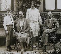 Grand duchess viktoria feodorovna of russia with her daughters from her second marriage, grand duchesses kira and maria kirillovna of russia, 1913. Victoria Melita And Kirill With Kira And Vladimir
