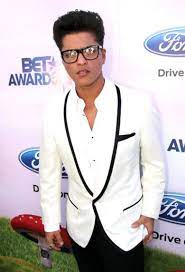 She had at least 6 relationship previously. Rocsi Diaz Celebrity Couples News