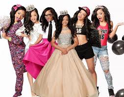 Instagram 17th Birthday Sweet 16 Birthday Photoshoot With Friends I Ask Iamstard0m To Bring Her Personality To Her Sweet 16 Photoshoot And She Brought All Six Sterling 16th Birthday Outfit Sweet 16 Outfits Sweet 16 Photos