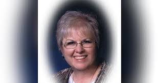 June Starnes's Instagram, Twitter & Facebook