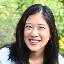 Jennifer Fultz's Instagram, Twitter & Facebook