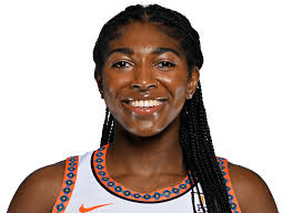 Jocelyn Willoughby's Instagram, Twitter & Facebook