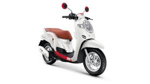 Motor scoopy yang saya pakai ini motor tebaik saya selama saya punya motor, selalu menemani sebenernya motor sebelumnya pcx th 2019 beli cash dengan hasil nabung kerja,hilang karna q. Selain Ban 12 Honda Scoopy Di Thailand Masih Kasih Pilihan Ban 14 Inchi Tmcblog Com