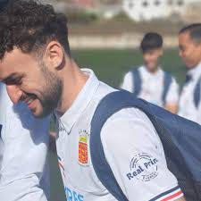 Ya estamos aquí…vamos chicos, vamos @udgomera💛❤️