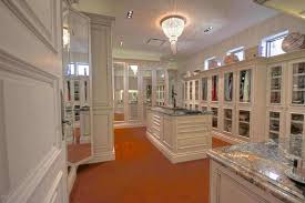 Transform your walk in closet into a beautiful & functional room on a budget. 70 Awesome Walk In Closet Ideas Photos Home Stratosphere