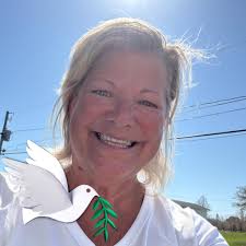 La période de réchauffement débute au Colisée Léopold-Foulem de Caraquet où  les Knights visitent le Poséidon à 15h00 pour le match #2 de cette finale  Junior B du Nouveau-Brunswick. L'alignement du Poséidon