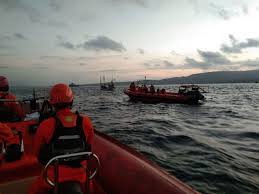 Namun tidak berhasil karena sudah terendam air laut. V Dzxhlkgiho8m