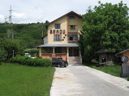We offer you many different suppliers on many stations in piatra neamt, not only on airports. Pensiunea Bradu Bed Breakfast Piatra NeamÅ£