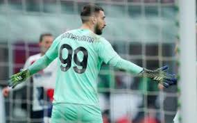 According to as newspaper, mino raiola offered gianluigi donnarumma to barcelona, but warned the catalans that the goalkeeper will stay at milan if the. Sky Donnarumma Wants Future Resolved Psg Barcelona And Juventus Keen But There Is A Problem