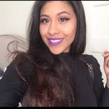 Daisy Botello's Instagram, Twitter & Facebook