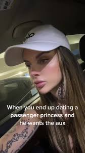 🫠 #girlswithtattoos #funny #necktattoo