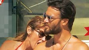 Grant blake ritson gabriella wright tomi may kateryna globa giulio berruti kristofer kamiyasu bern. Giulio Berruti Io E Maria Elena Boschi Abbiamo Gia Parlato Di Figli