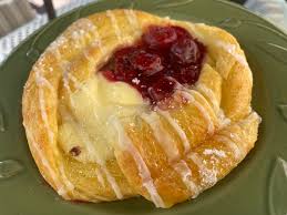 Someone recently inquired about places in Easton to have coffee and  pastries after a walk. I recommended Easton Bakery. Look at the monstrous  chocolate covered cinnamon roll and cherry cheese danish. If