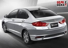 Stylishly compact and yet amply spacious, the new city brings you smarter innovations in design, comfort and efficiency. Harga Honda City Review Spesifikasi Gambar Juni 2021 Semisena Com