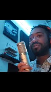 Having fun doing drops for radio stations playing my album 😎😂🙏🏿, Link  in bio 🎧, #aaronkayemusic #eyejoypublishing #wishyouwerehere #aaronkaye  #radiofm #santabarbaracounty #universitystudent ...