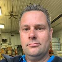 Wade Skindelien's Instagram, Twitter & Facebook