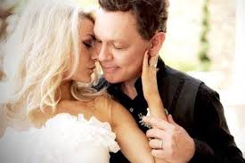 Courtney Stodden S Mum Regrets Letting Her Marry At 16 Star Responds With Love Courtney Stodden Celebrity Weddings Marriage