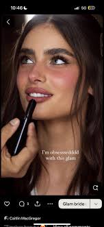 Curly hair wedding stylist in Cincinnati suburbs