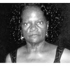 Dee Spinks's Instagram, Twitter & Facebook