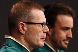 Aston Martin, como Alonso, aparca los V10 y apuesta por Honda