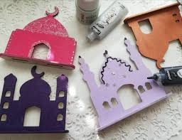 It is observed when the first new moon is sighted, which leads to the festival being celebrated on different days in different parts of the world. Creative Eid Gift Ideas For Adults And Kids