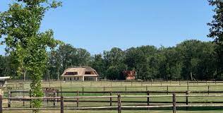 76044, godley, johnson county, tx. Stabling Training World Of Showjumping