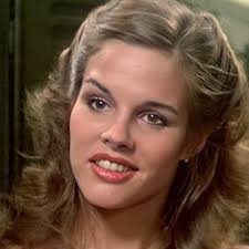 Linda Lawrence's Instagram, Twitter & Facebook