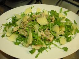 Straccetti di vitello con verdure croccanti. Straccetti Rucola E Grana Il Vitello Cambia Volto