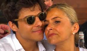 Emorragia cerebrale dovuta a una leucemia fulminante. Xqaoeft0de8 Im