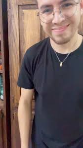 Alexis Escoto's Instagram, Twitter & Facebook