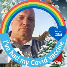 Got an 03 plate are both back doors meant to be automatic. Only got it few  days ago so trying to work bits out